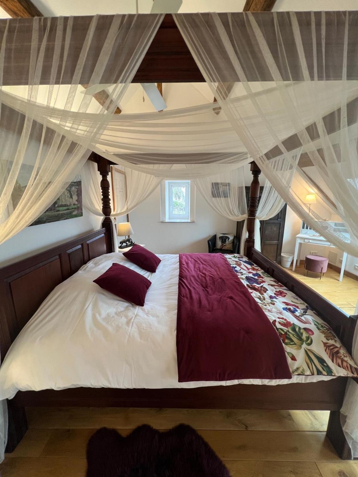 Bed and Breakfast Le Prieure De Buffon Номер фото