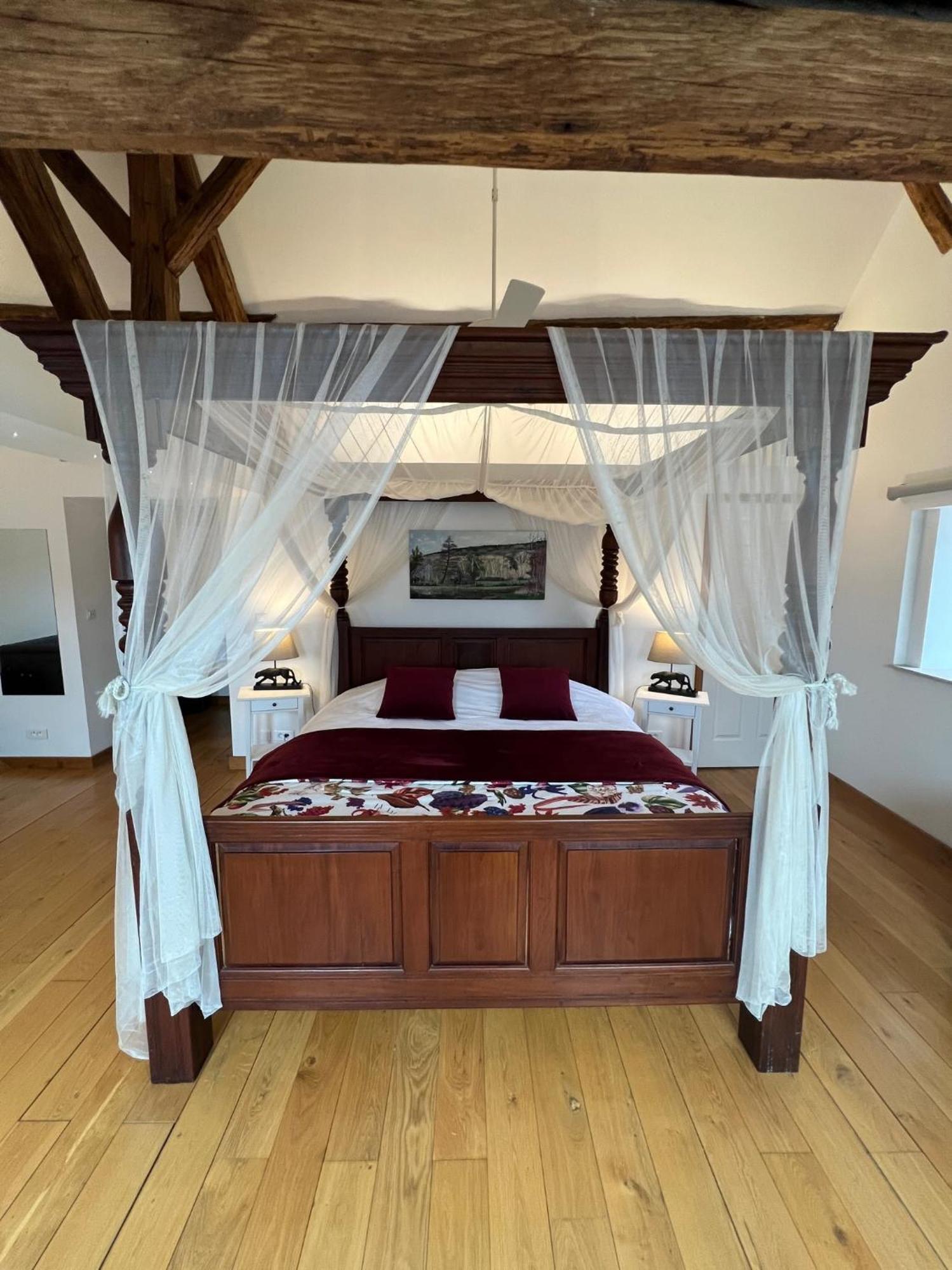 Bed and Breakfast Le Prieure De Buffon Номер фото