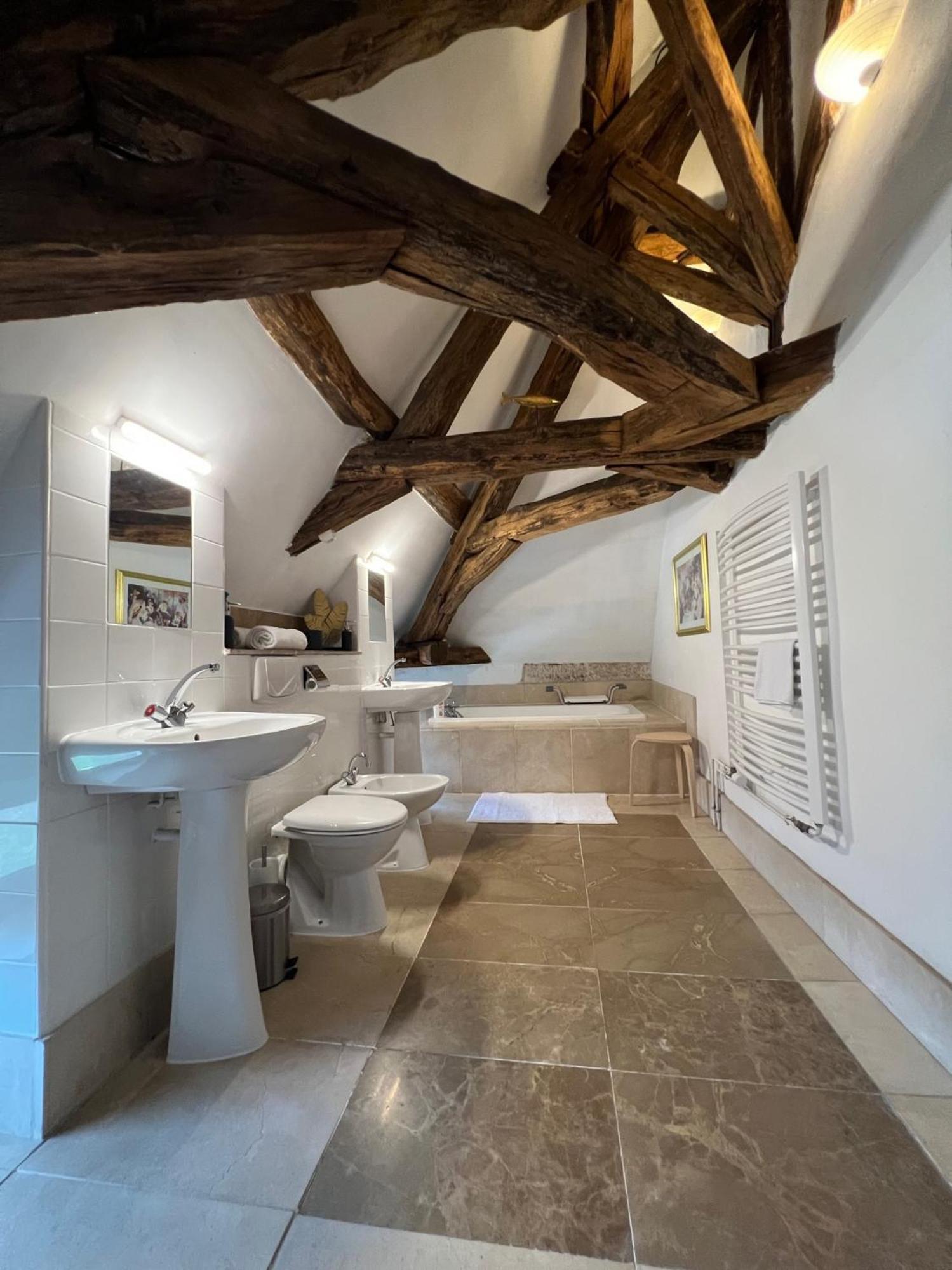 Bed and Breakfast Le Prieure De Buffon Номер фото